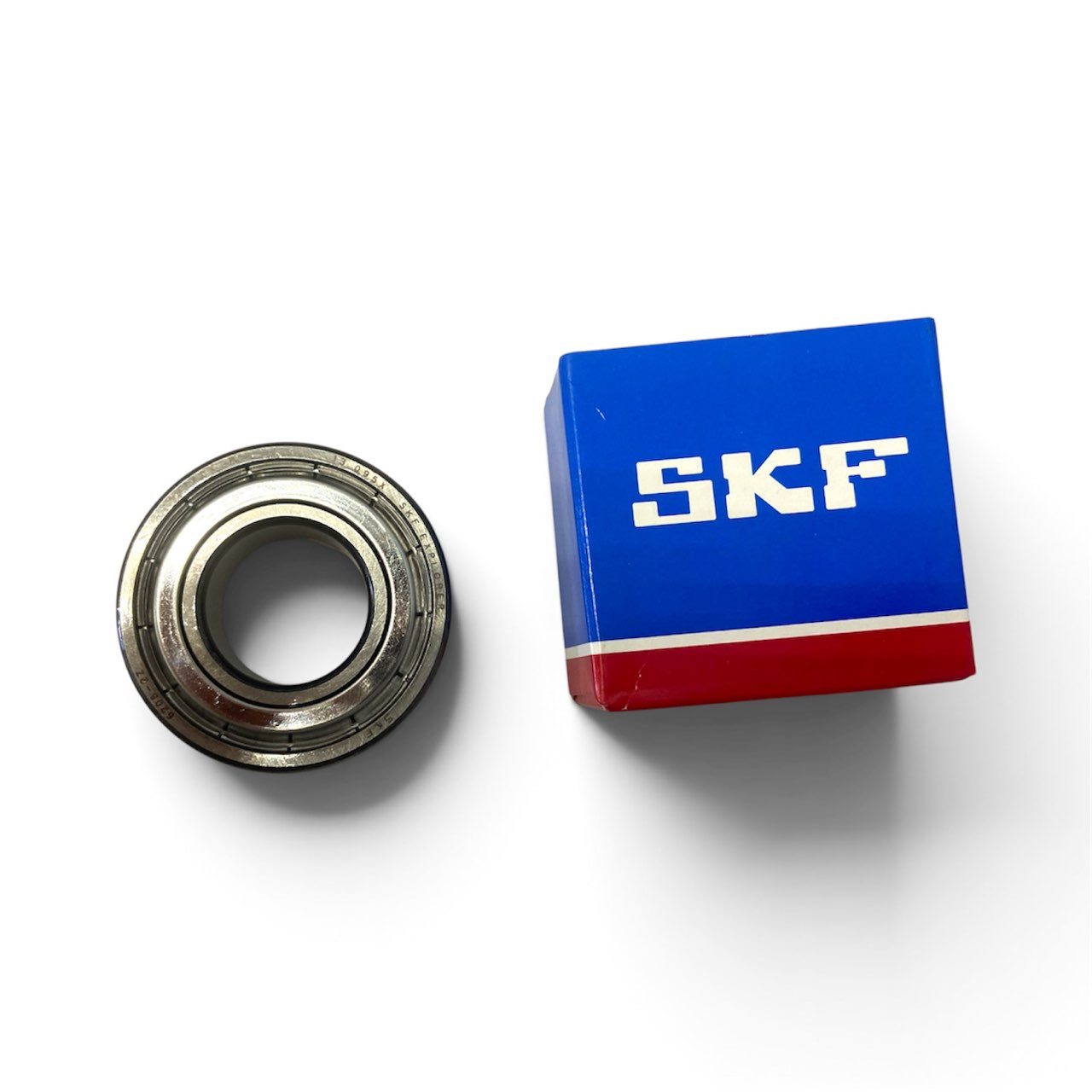 Подшипник 6205-2Z SKF P5